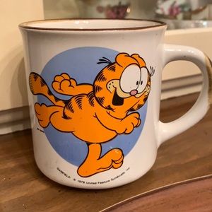 Garfield 1968 coffee tea mug